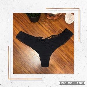 ✨ SEXY LA SENZA BLACK LACE BIKINI PANTIES ✨